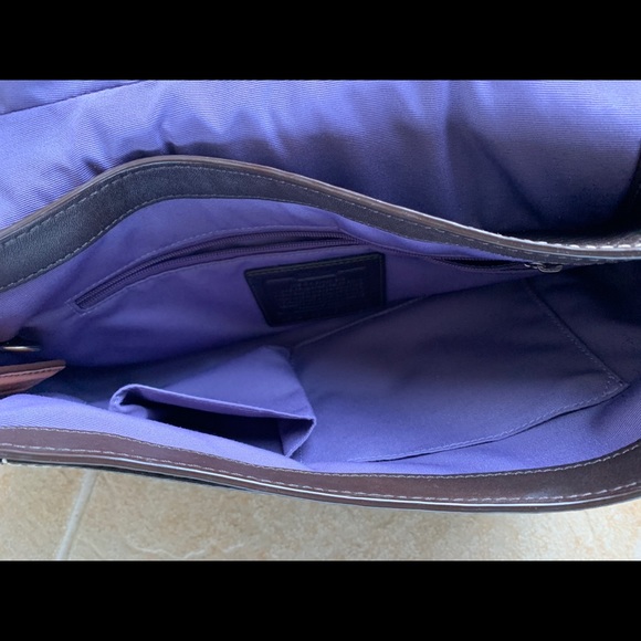 VINTAGE COACH PURSE - Picture 7 of 7